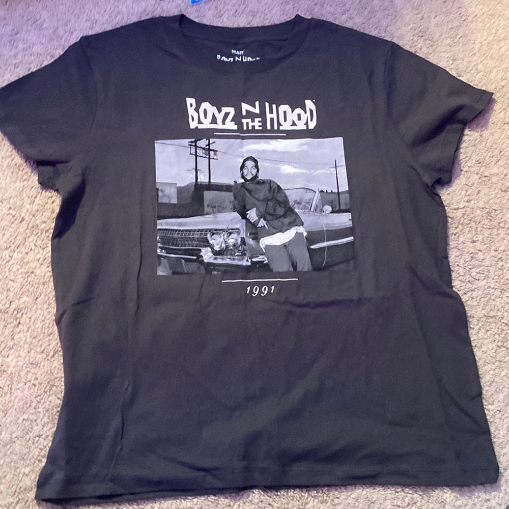 New never worn Boyz N The Hood graphic tee Size L
